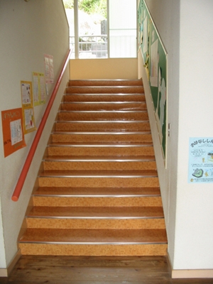 廊下 2階への階段